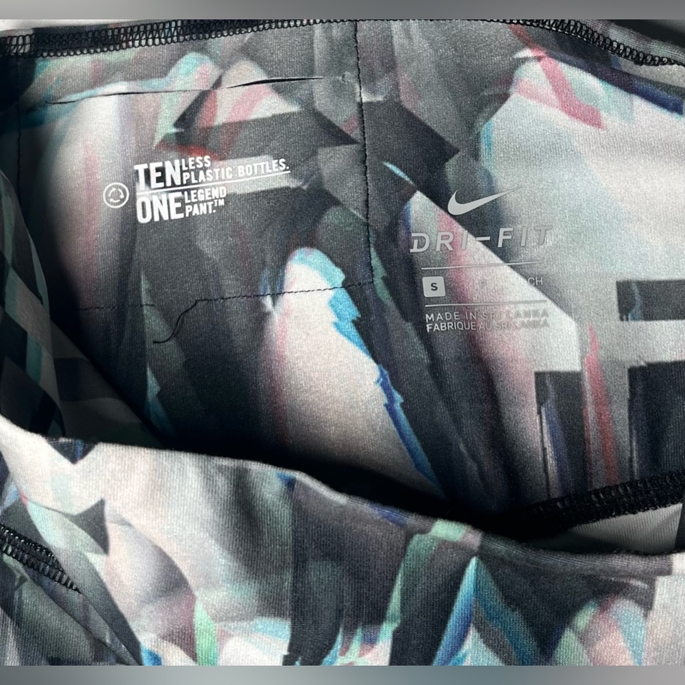 Nike Ten One Recycled Leggings (US Small) - Picture 3 of 3